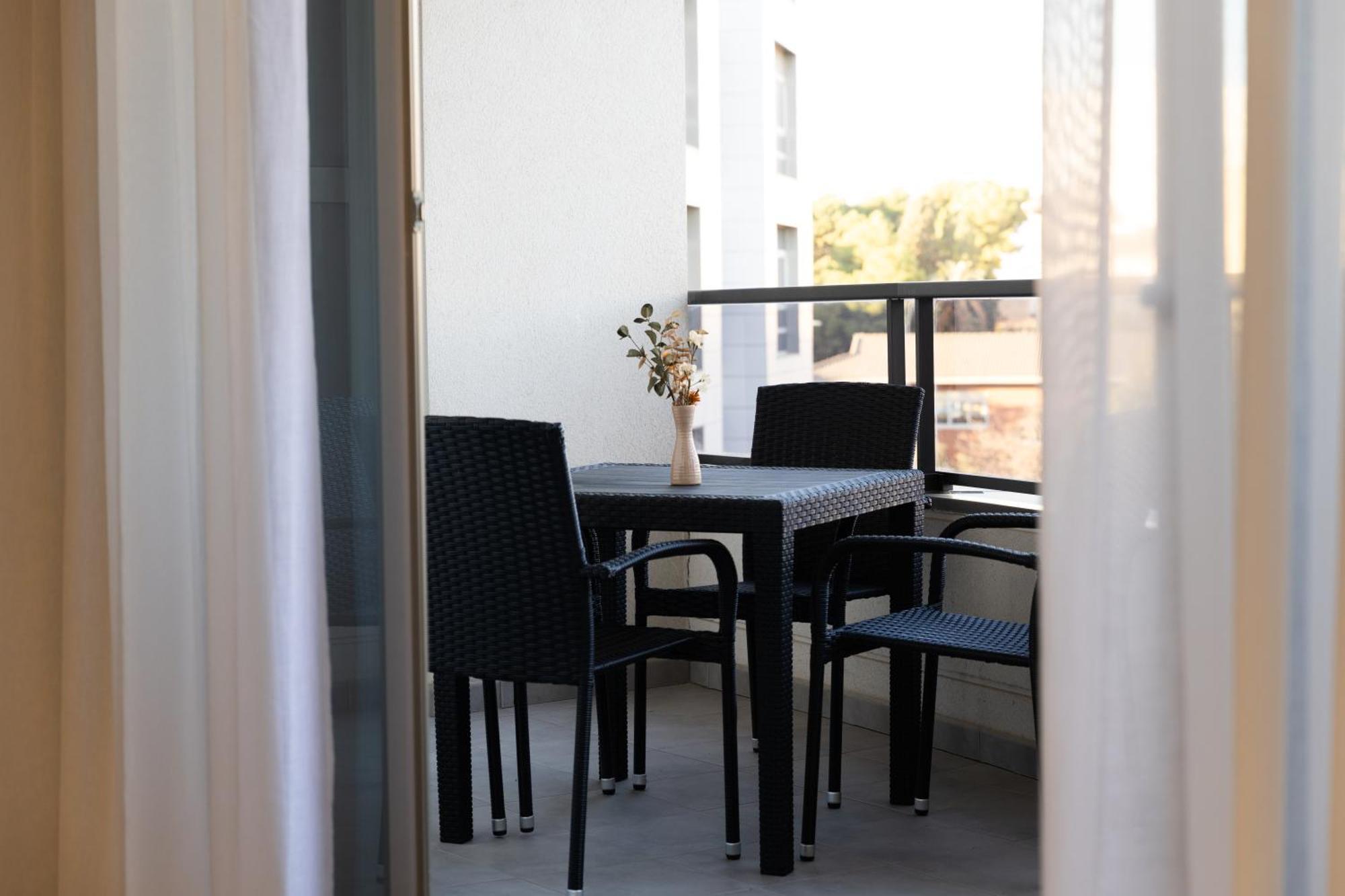 Guillman Suites Alicante Zewnętrze zdjęcie
